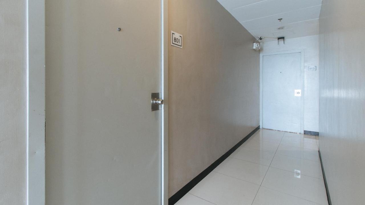 Reddoorz Plus @ Kamuning Quezon City Bagian luar foto