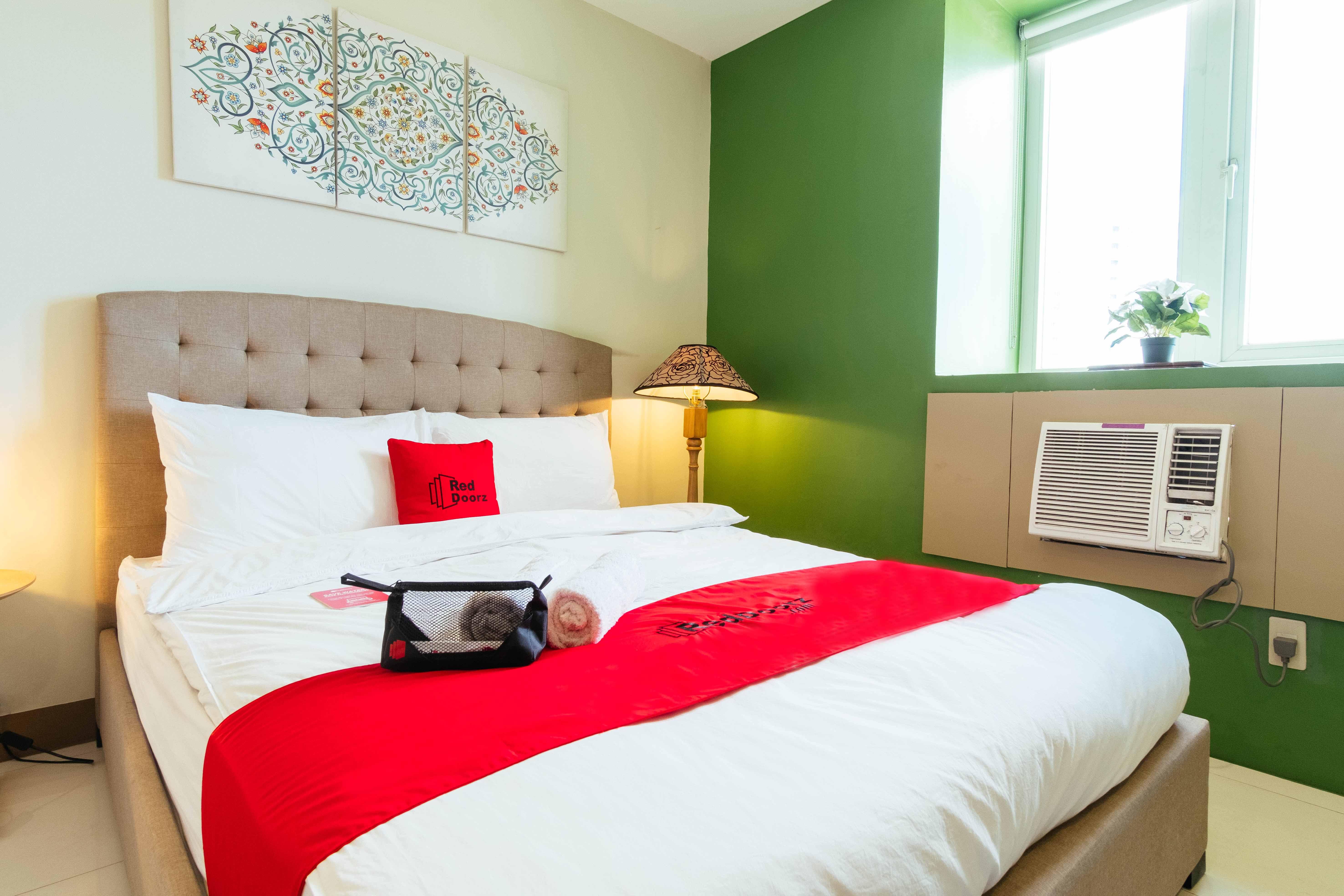 Reddoorz Plus @ Kamuning Quezon City Bagian luar foto